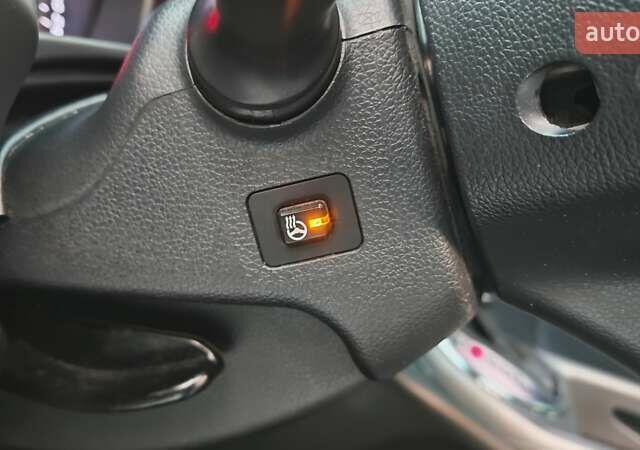 Білий Кіа Sportage, об'ємом двигуна 2 л та пробігом 211 тис. км за 15300 $, фото 73 на Automoto.ua