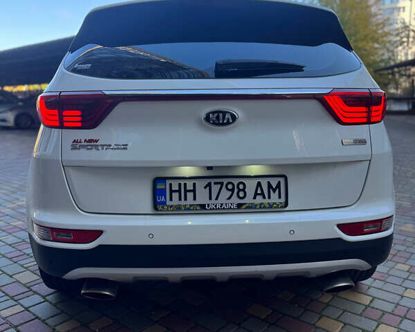 Белый Киа Sportage, объемом двигателя 2 л и пробегом 135 тыс. км за 20100 $, фото 41 на Automoto.ua