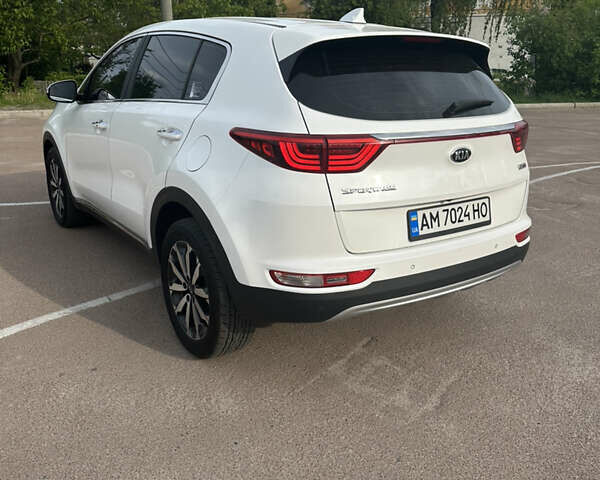 Білий Кіа Sportage, об'ємом двигуна 1.7 л та пробігом 137 тис. км за 16999 $, фото 11 на Automoto.ua