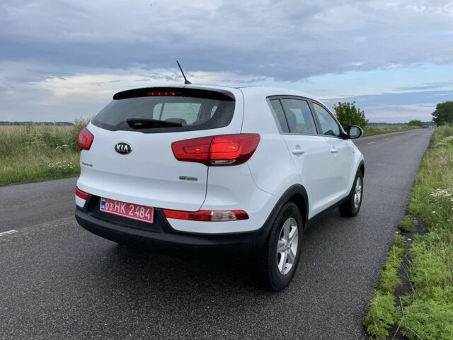 Белый Киа Sportage, объемом двигателя 1.6 л и пробегом 232 тыс. км за 12500 $, фото 1 на Automoto.ua