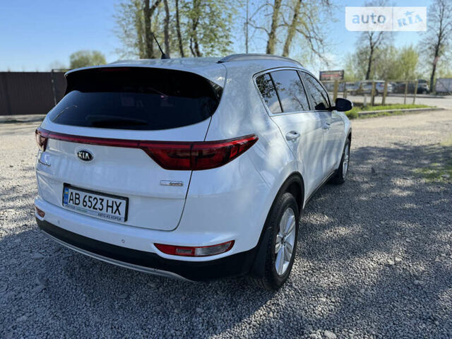 Білий Кіа Sportage, об'ємом двигуна 2 л та пробігом 147 тис. км за 18800 $, фото 4 на Automoto.ua