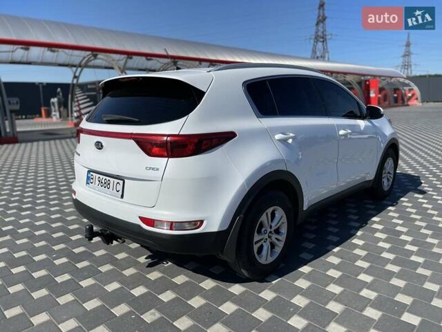 Білий Кіа Sportage, об'ємом двигуна 1.69 л та пробігом 167 тис. км за 16899 $, фото 4 на Automoto.ua