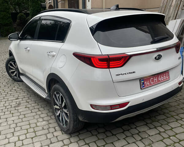 Білий Кіа Sportage, об'ємом двигуна 1.68 л та пробігом 79 тис. км за 18200 $, фото 3 на Automoto.ua