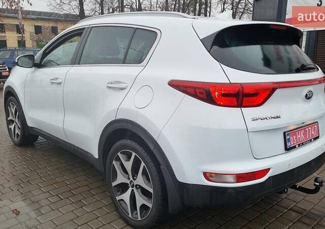 Белый Киа Sportage, объемом двигателя 1.7 л и пробегом 162 тыс. км за 16300 $, фото 6 на Automoto.ua