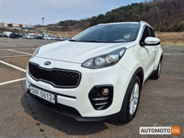 Белый Киа Sportage, объемом двигателя 1.7 л и пробегом 188 тыс. км за 5450 $, фото 1 на Automoto.ua