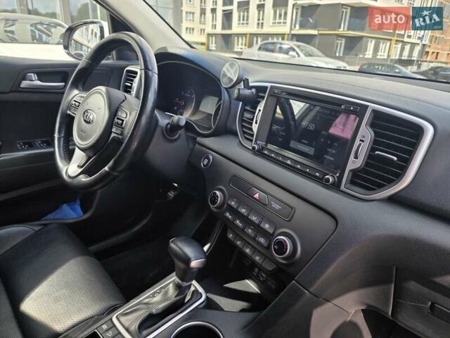 Белый Киа Sportage, объемом двигателя 2 л и пробегом 172 тыс. км за 18500 $, фото 14 на Automoto.ua