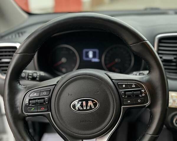 Белый Киа Sportage, объемом двигателя 1.69 л и пробегом 201 тыс. км за 14200 $, фото 34 на Automoto.ua