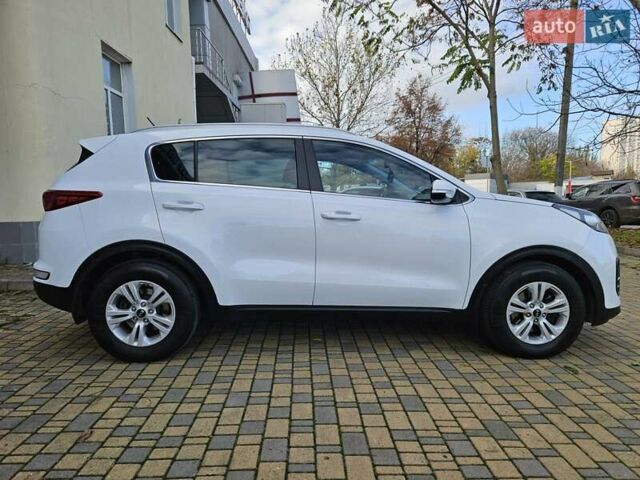 Белый Киа Sportage, объемом двигателя 1.69 л и пробегом 167 тыс. км за 15300 $, фото 13 на Automoto.ua