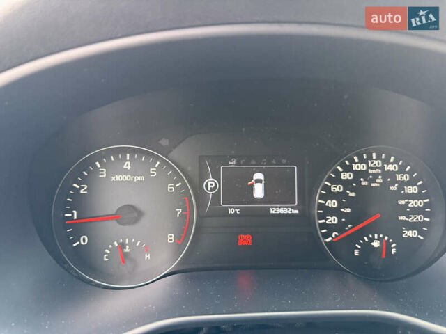Белый Киа Sportage, объемом двигателя 2 л и пробегом 123 тыс. км за 19500 $, фото 14 на Automoto.ua