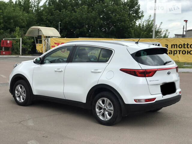 Білий Кіа Sportage, об'ємом двигуна 1.7 л та пробігом 90 тис. км за 16999 $, фото 3 на Automoto.ua