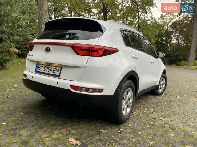Белый Киа Sportage, объемом двигателя 2 л и пробегом 89 тыс. км за 17800 $, фото 24 на Automoto.ua