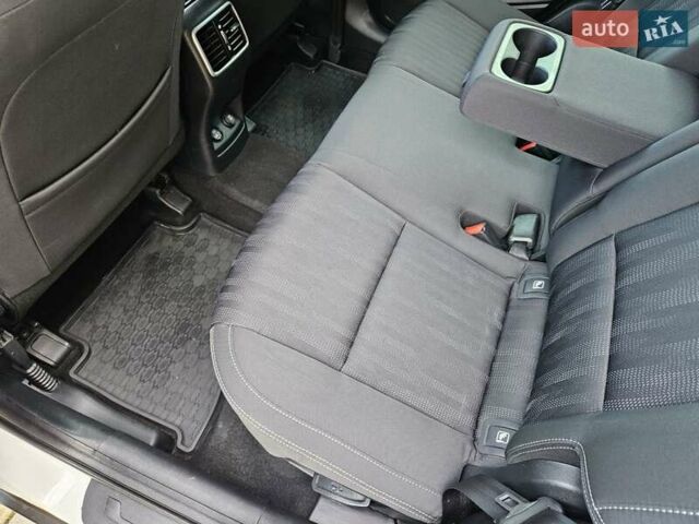 Белый Киа Sportage, объемом двигателя 1.69 л и пробегом 167 тыс. км за 15300 $, фото 36 на Automoto.ua