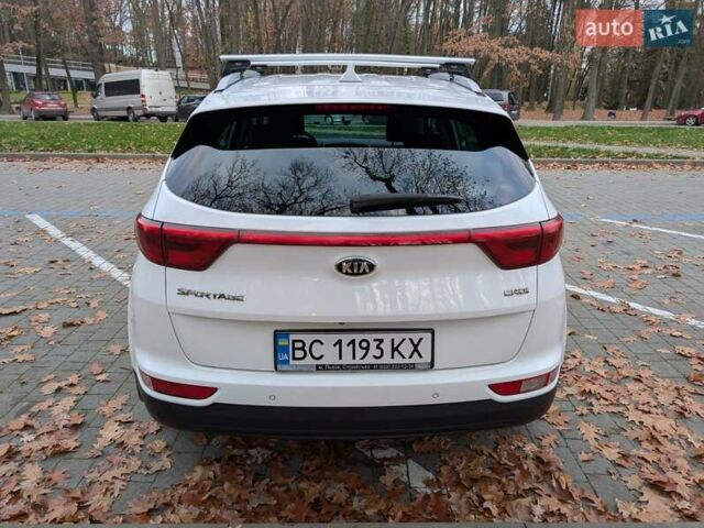 Белый Киа Sportage, объемом двигателя 2 л и пробегом 93 тыс. км за 20000 $, фото 4 на Automoto.ua