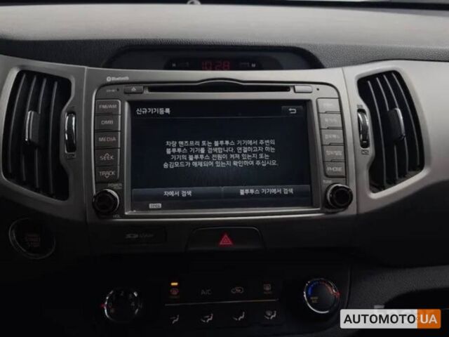 Белый Киа Sportage, объемом двигателя 1.7 л и пробегом 188 тыс. км за 5450 $, фото 9 на Automoto.ua