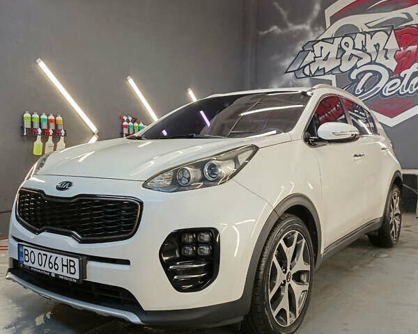 Белый Киа Sportage, объемом двигателя 2 л и пробегом 176 тыс. км за 17700 $, фото 5 на Automoto.ua