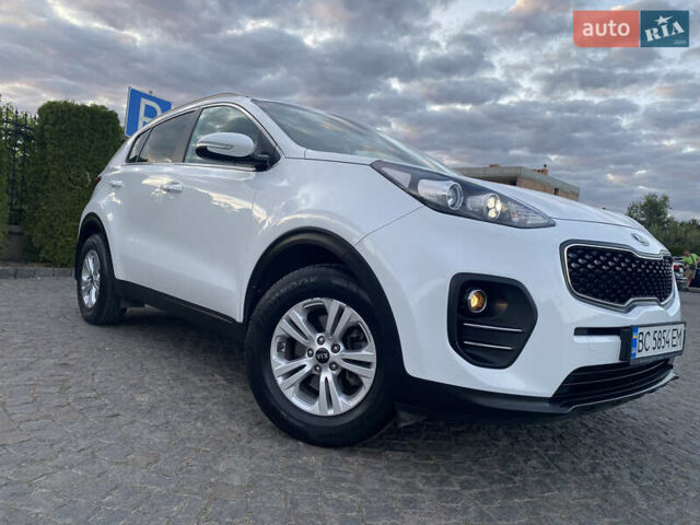 Кіа Sportage 2016 у Львові на Automoto.ua Білий Кіа Sportage, об'ємом двигуна 2 л та пробігом 89 тис. км за 17890 $, фото 36 на Automoto.ua