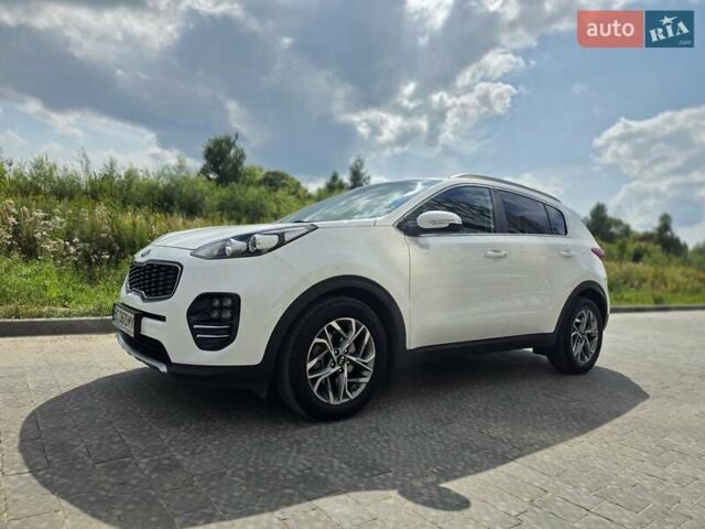 Белый Киа Sportage, объемом двигателя 2 л и пробегом 172 тыс. км за 18500 $, фото 9 на Automoto.ua