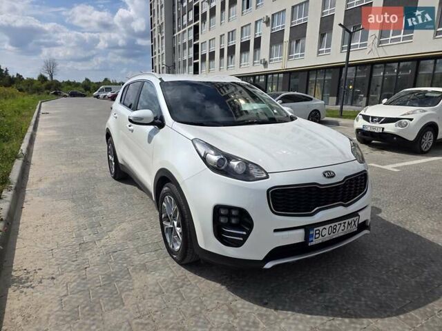 Белый Киа Sportage, объемом двигателя 2 л и пробегом 172 тыс. км за 18500 $, фото 2 на Automoto.ua