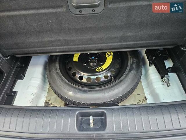 Белый Киа Sportage, объемом двигателя 1.69 л и пробегом 167 тыс. км за 15300 $, фото 49 на Automoto.ua