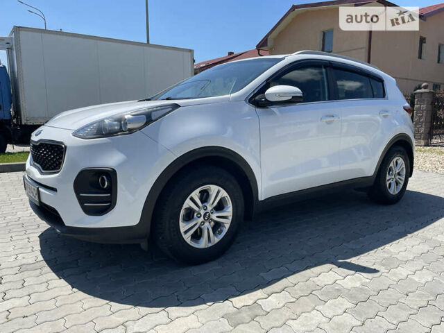 Білий Кіа Sportage, об'ємом двигуна 1.7 л та пробігом 138 тис. км за 16600 $, фото 11 на Automoto.ua