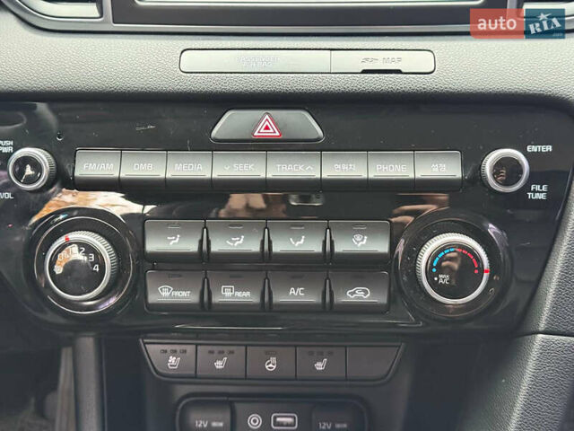 Белый Киа Sportage, объемом двигателя 2 л и пробегом 160 тыс. км за 17200 $, фото 35 на Automoto.ua