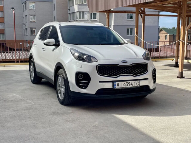 Белый Киа Sportage, объемом двигателя 2 л и пробегом 165 тыс. км за 18700 $, фото 2 на Automoto.ua