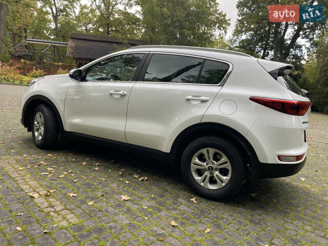 Белый Киа Sportage, объемом двигателя 2 л и пробегом 89 тыс. км за 17800 $, фото 18 на Automoto.ua