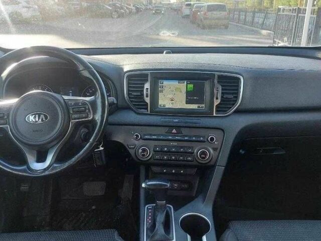 Белый Киа Sportage, объемом двигателя 2 л и пробегом 100 тыс. км за 4800 $, фото 4 на Automoto.ua