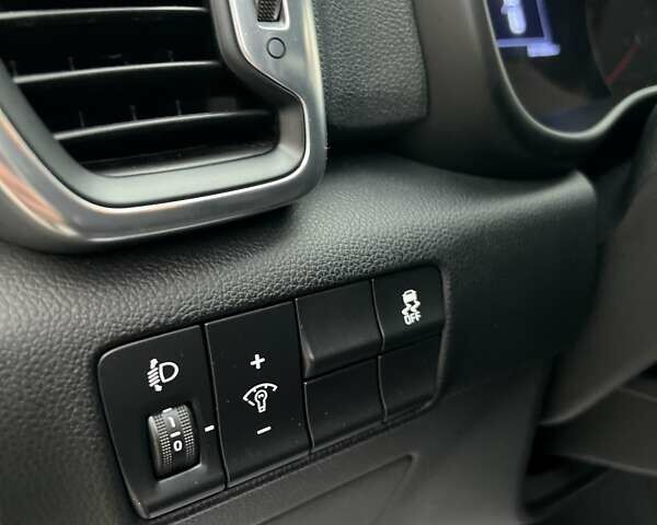 Белый Киа Sportage, объемом двигателя 1.69 л и пробегом 201 тыс. км за 14200 $, фото 29 на Automoto.ua