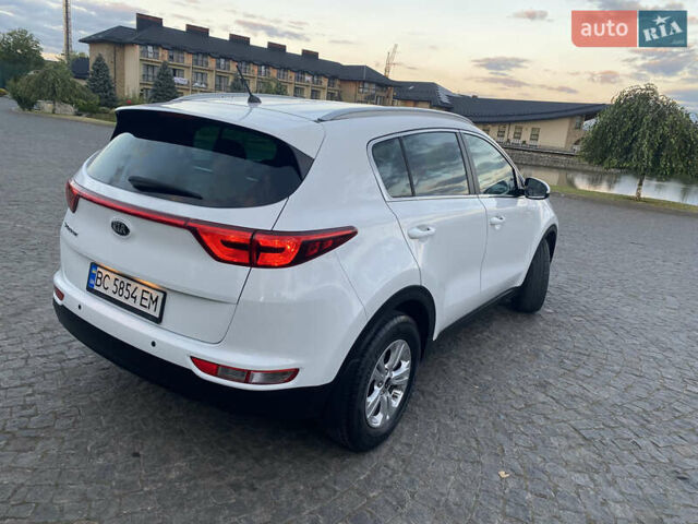 Кіа Sportage 2016 у Львові на Automoto.ua Білий Кіа Sportage, об'ємом двигуна 2 л та пробігом 89 тис. км за 17890 $, фото 18 на Automoto.ua