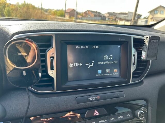 Белый Киа Sportage, объемом двигателя 2 л и пробегом 93 тыс. км за 22200 $, фото 14 на Automoto.ua