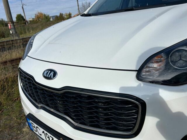 Белый Киа Sportage, объемом двигателя 2 л и пробегом 93 тыс. км за 22200 $, фото 1 на Automoto.ua