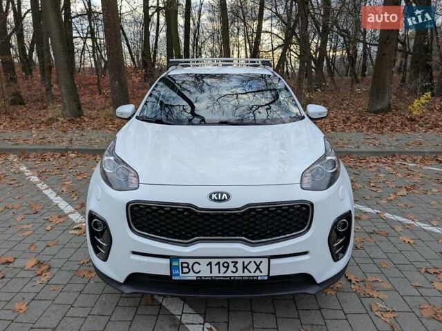 Белый Киа Sportage, объемом двигателя 2 л и пробегом 93 тыс. км за 20000 $, фото 1 на Automoto.ua