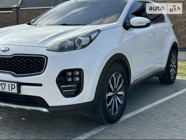 Белый Киа Sportage, объемом двигателя 1.69 л и пробегом 155 тыс. км за 17999 $, фото 8 на Automoto.ua