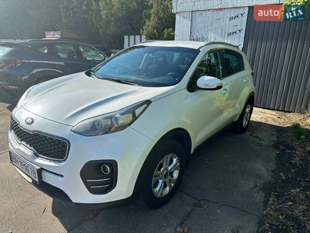 Белый Киа Sportage, объемом двигателя 1.69 л и пробегом 145 тыс. км за 15500 $, фото 3 на Automoto.ua