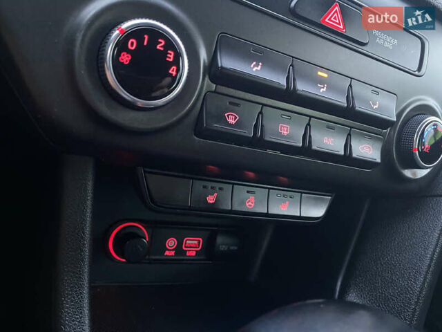 Белый Киа Sportage, объемом двигателя 2 л и пробегом 89 тыс. км за 17800 $, фото 58 на Automoto.ua