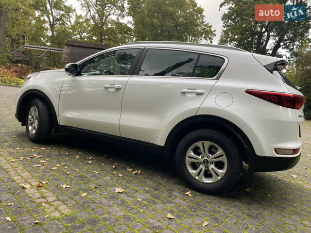 Белый Киа Sportage, объемом двигателя 2 л и пробегом 89 тыс. км за 17800 $, фото 19 на Automoto.ua