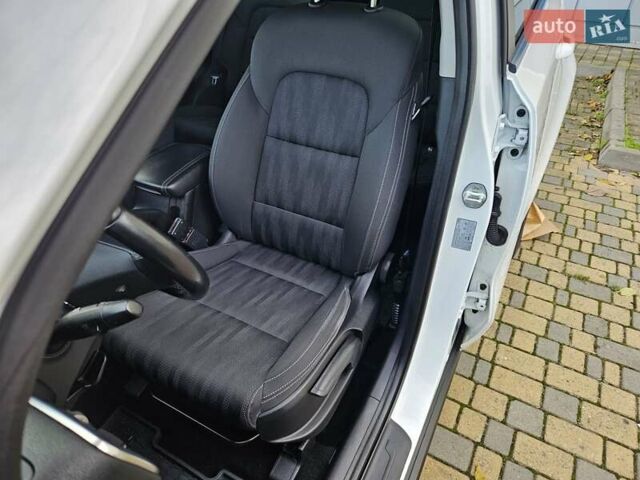 Белый Киа Sportage, объемом двигателя 1.69 л и пробегом 167 тыс. км за 15300 $, фото 40 на Automoto.ua