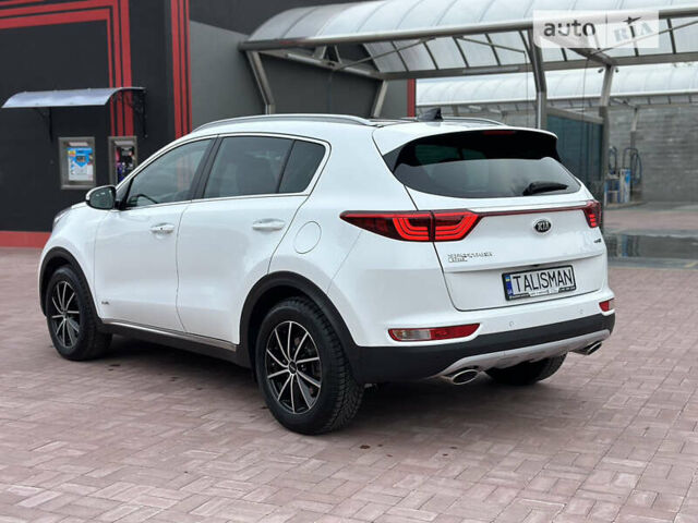 Білий Кіа Sportage, об'ємом двигуна 2 л та пробігом 200 тис. км за 18950 $, фото 2 на Automoto.ua