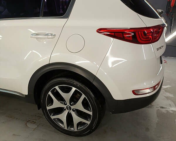 Белый Киа Sportage, объемом двигателя 2 л и пробегом 176 тыс. км за 17700 $, фото 14 на Automoto.ua