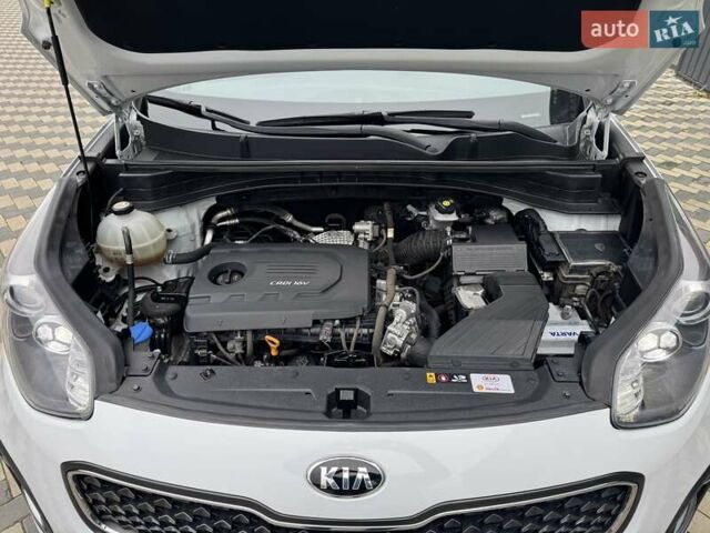 Киа Sportage 2016 в Николаеве на Automoto.ua Белый Киа Sportage, объемом двигателя 1.69 л и пробегом 130 тыс. км за 15700 $, фото 23 на Automoto.ua