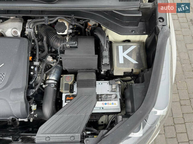Белый Киа Sportage, объемом двигателя 2 л и пробегом 160 тыс. км за 17200 $, фото 57 на Automoto.ua