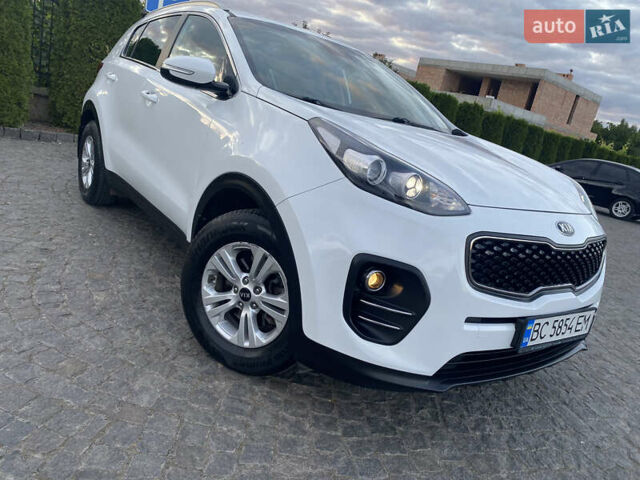 Кіа Sportage 2016 у Львові на Automoto.ua Білий Кіа Sportage, об'ємом двигуна 2 л та пробігом 89 тис. км за 17890 $, фото 11 на Automoto.ua