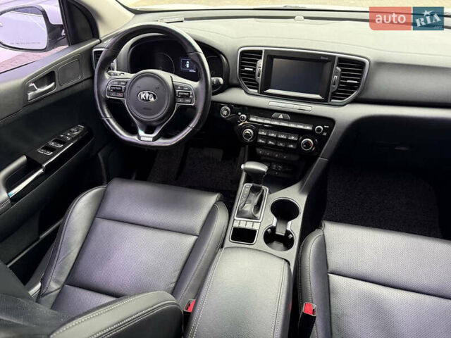 Белый Киа Sportage, объемом двигателя 2 л и пробегом 160 тыс. км за 17200 $, фото 36 на Automoto.ua