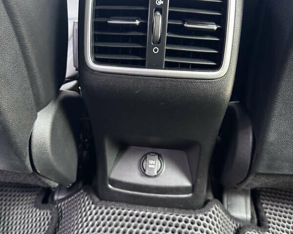 Белый Киа Sportage, объемом двигателя 2 л и пробегом 176 тыс. км за 17700 $, фото 32 на Automoto.ua