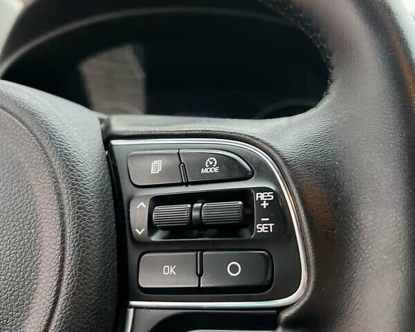 Белый Киа Sportage, объемом двигателя 1.69 л и пробегом 201 тыс. км за 14200 $, фото 21 на Automoto.ua