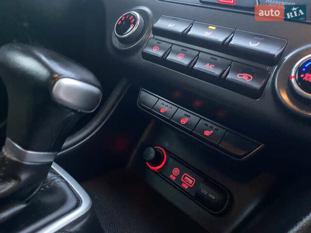 Белый Киа Sportage, объемом двигателя 2 л и пробегом 89 тыс. км за 17800 $, фото 70 на Automoto.ua