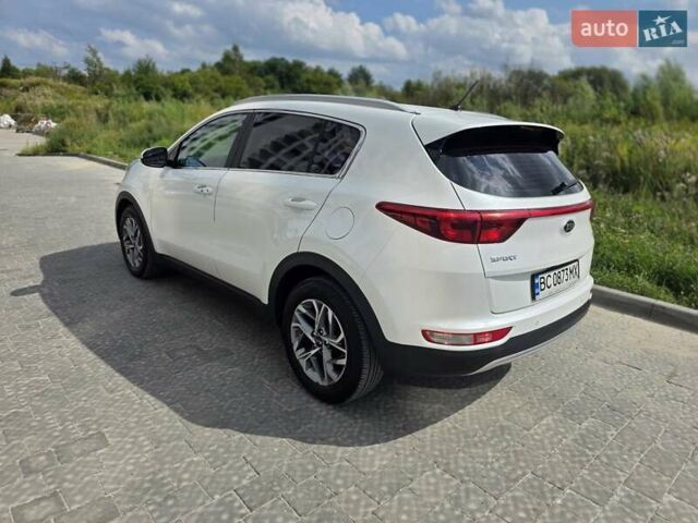 Белый Киа Sportage, объемом двигателя 2 л и пробегом 172 тыс. км за 18500 $, фото 6 на Automoto.ua