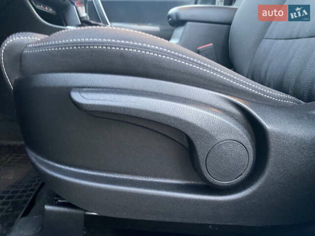 Белый Киа Sportage, объемом двигателя 2 л и пробегом 89 тыс. км за 17800 $, фото 51 на Automoto.ua