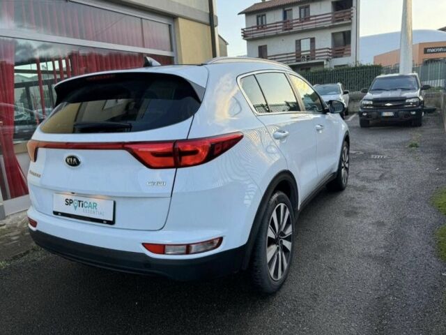 Білий Кіа Sportage, об'ємом двигуна 0.17 л та пробігом 105 тис. км за 9800 $, фото 5 на Automoto.ua